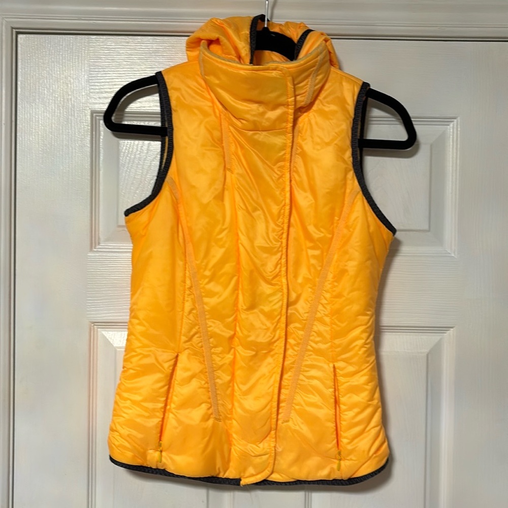 LULULEMON Glacier Fleece Lined Hooded Vest Rare